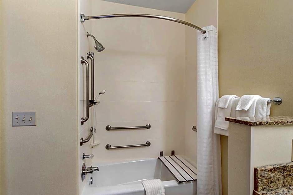 Comfort Suites Normal University area