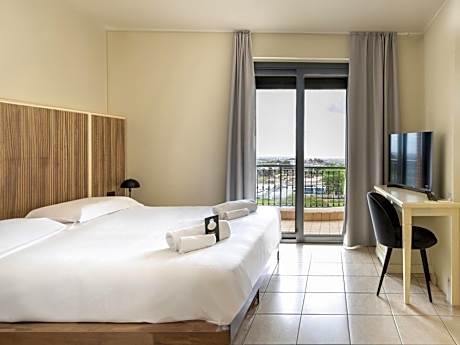 B&B HOTEL Pomezia Cortese