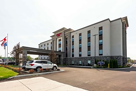 Hampton Inn By Hilton Hamburg