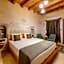Concept Cave House