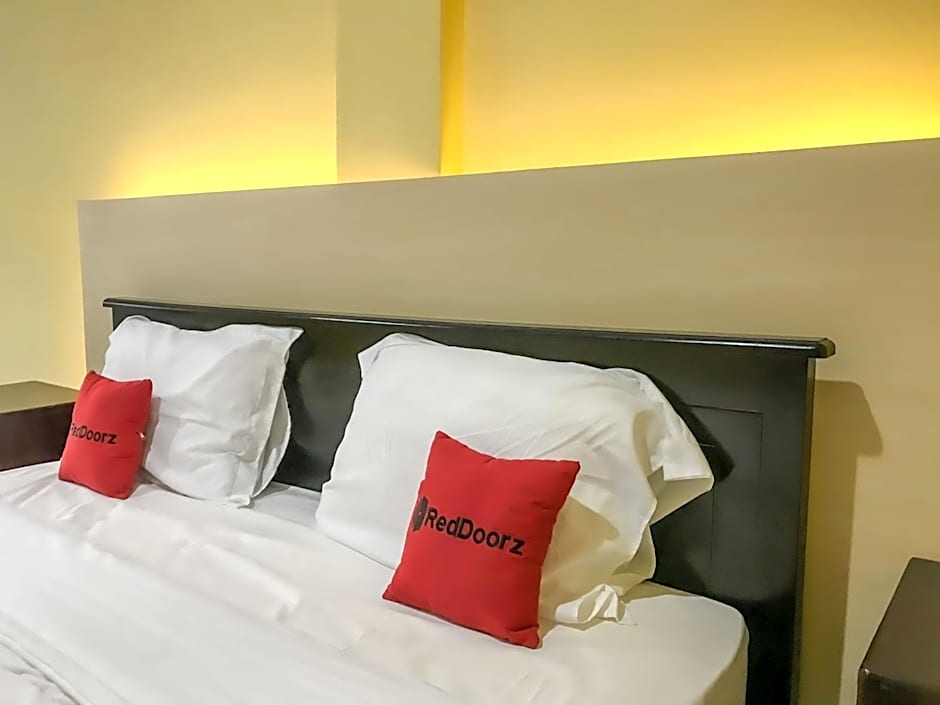 RedDoorz @ Gerson Hotel Abepura