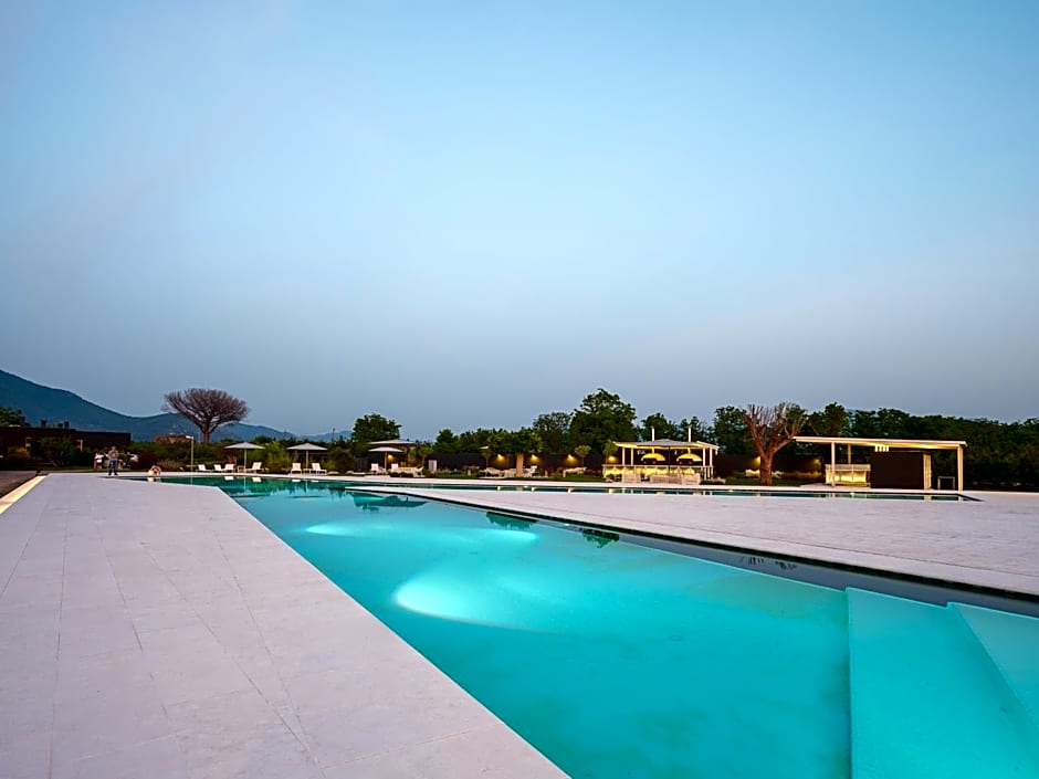 Secret Garden Resort & Spa