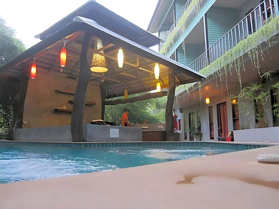 Araya Boutique Hotel