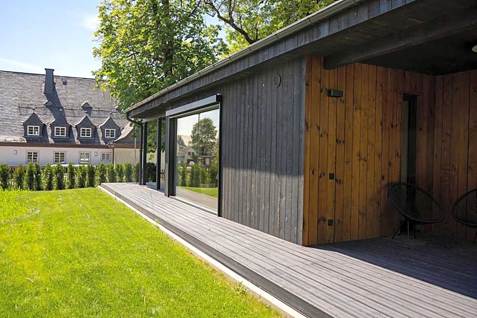 Hotel & Chalets by Revex