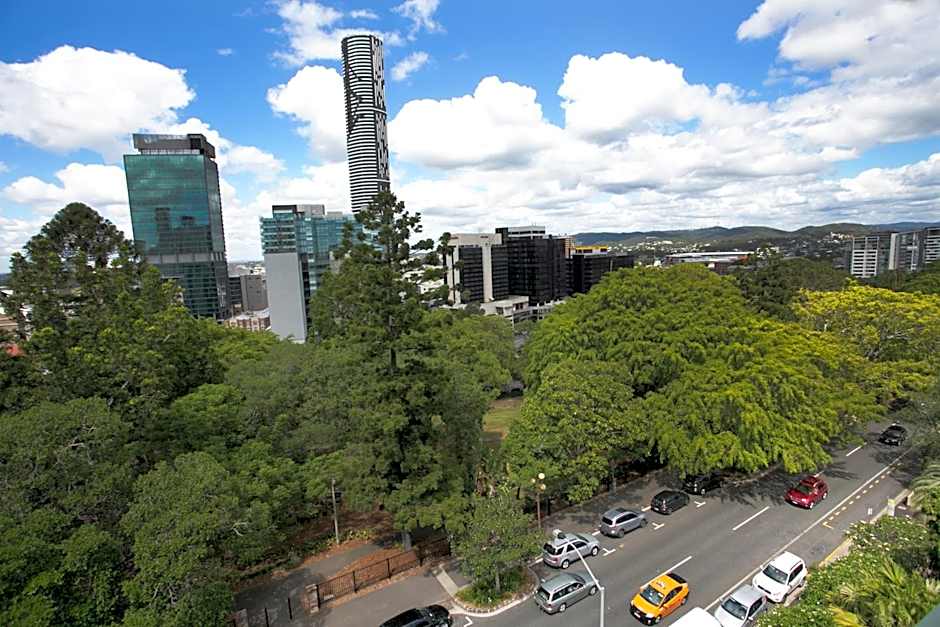 Madison Tower Mill Hotel