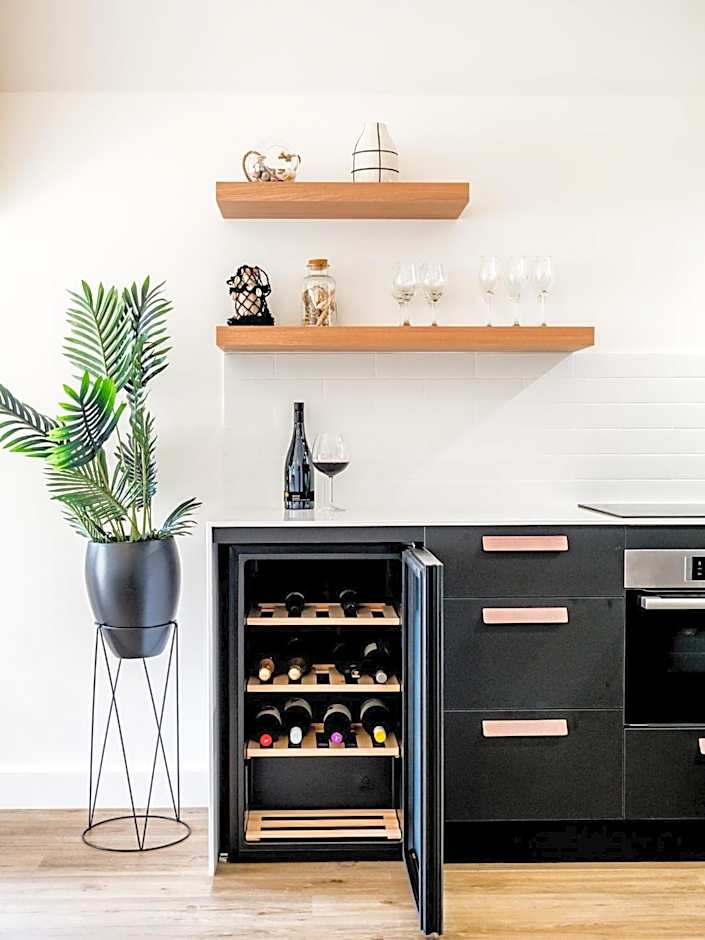 Waves Hotel Byron Bay