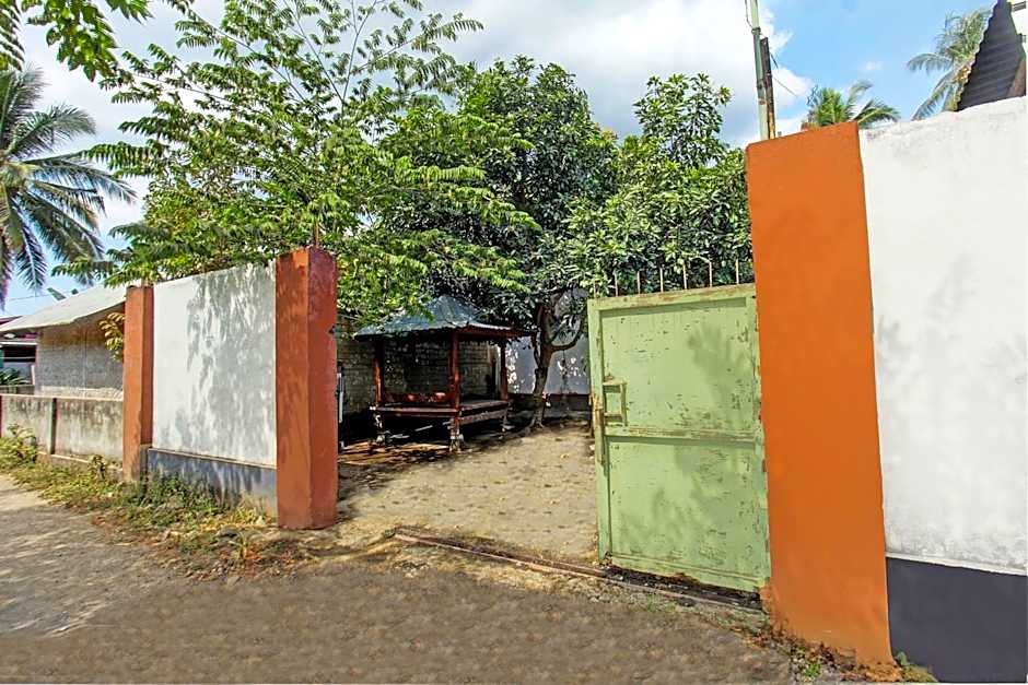 OYO Life 93058 Kos Subur