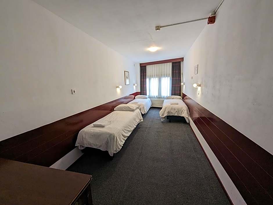 Photo 1 of 6 of Triple Room