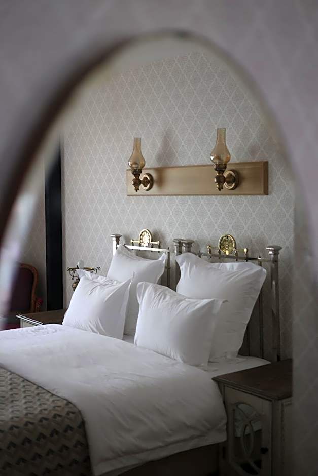 Mukhrantubani Boutique Hotel