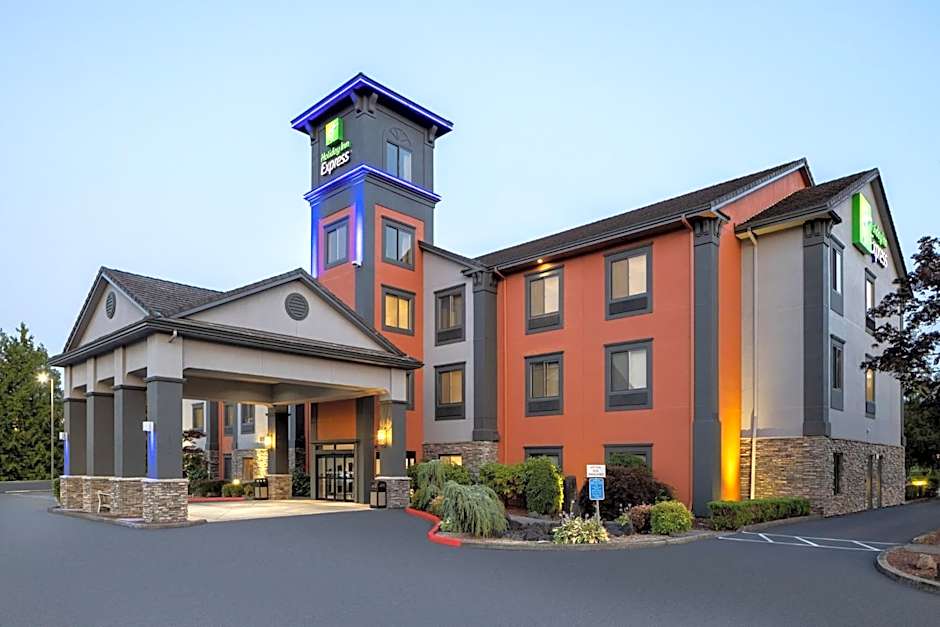 Holiday Inn Express Vancouver North By IHG