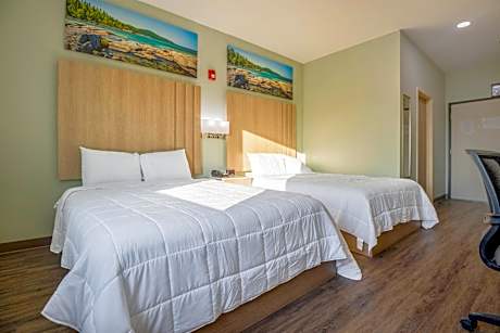 2 Queen Beds Non-Smoking