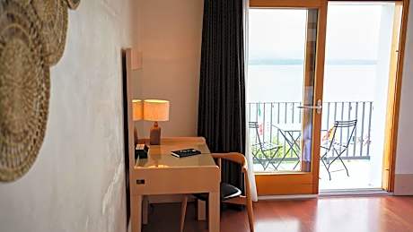 Superior Double Room with Lake View