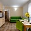 Budget Village Apartments - Porto Letizia