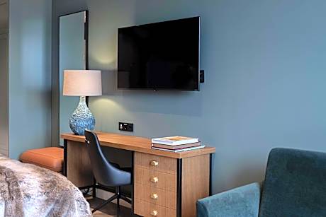 Superior Family Room