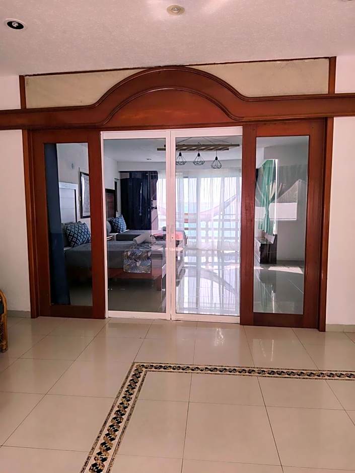 Seven Blue House Village & Lodge