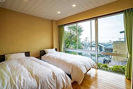 Japanese-Style Room - Annex