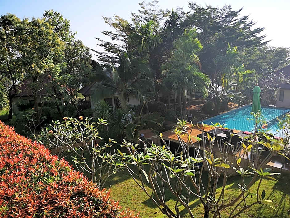 Sea Breeze @ Koh Mak