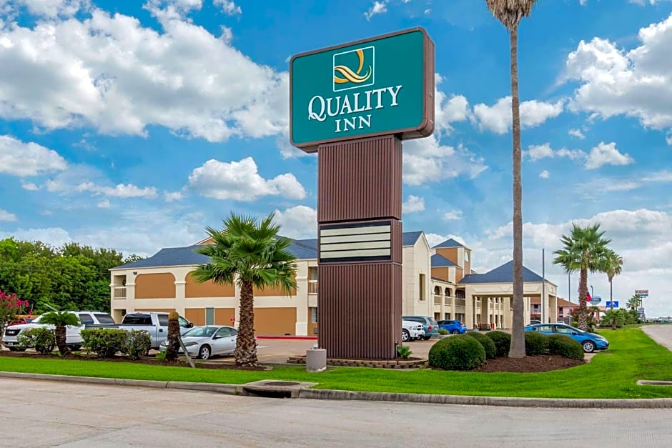 Quality Inn Clute Freeport