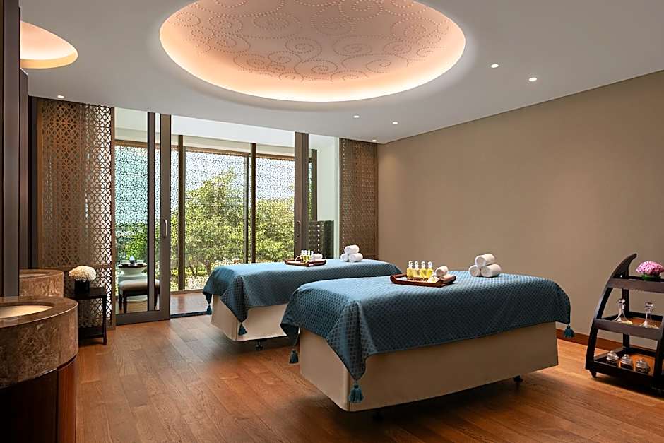 Grand Hyatt Kochi Bolgatty