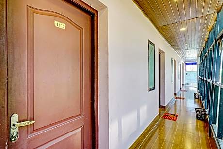 OYO 819187 Hotel Mali Residency