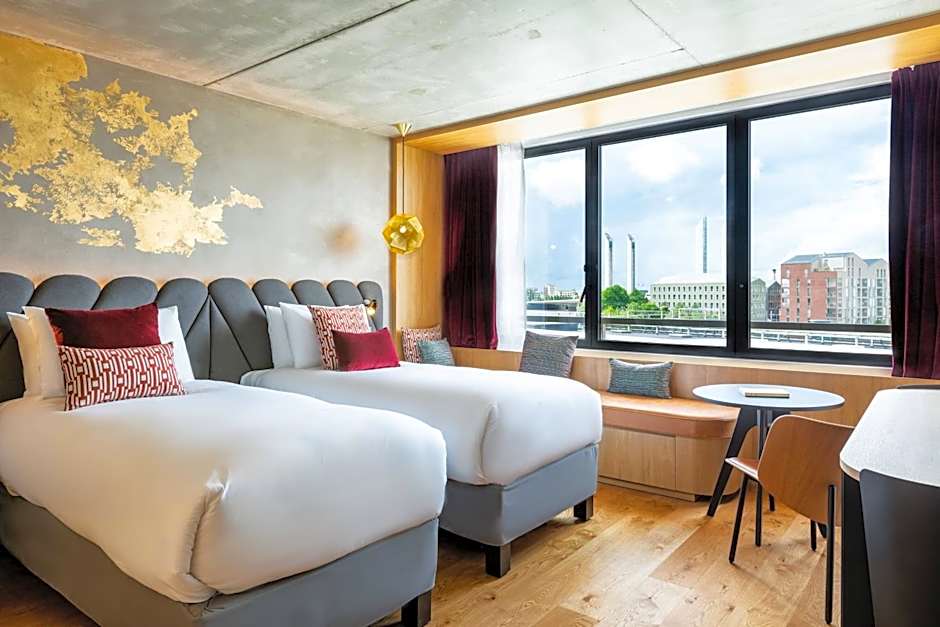 Renaissance Bordeaux Hotel