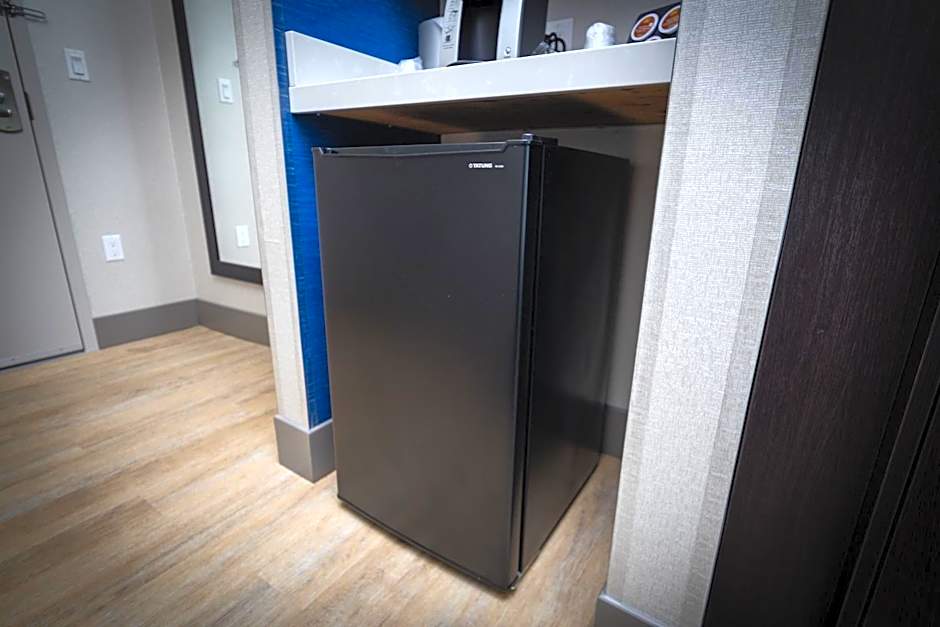 Holiday Inn Express Sunnyvale - Silicon Valley By IHG