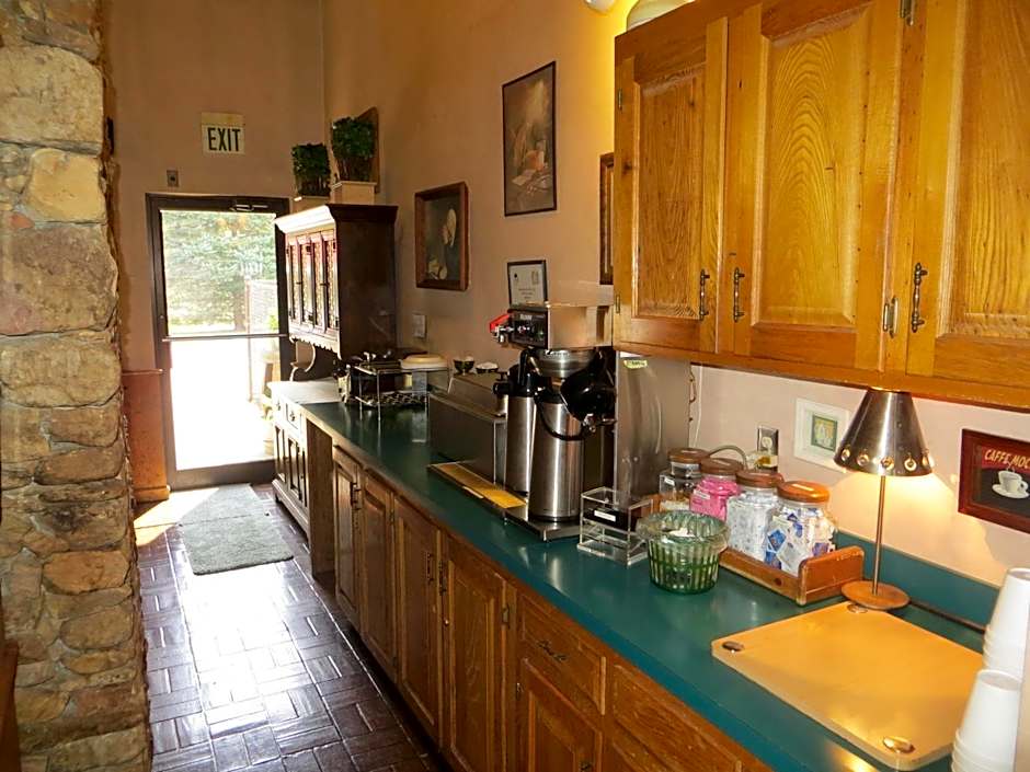 Americourt Hotel - Mountain City