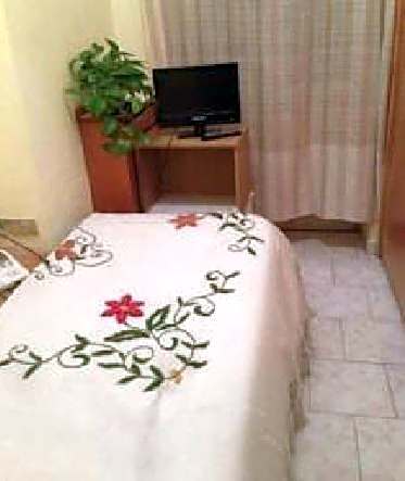 Single Room with Shared Bathroom