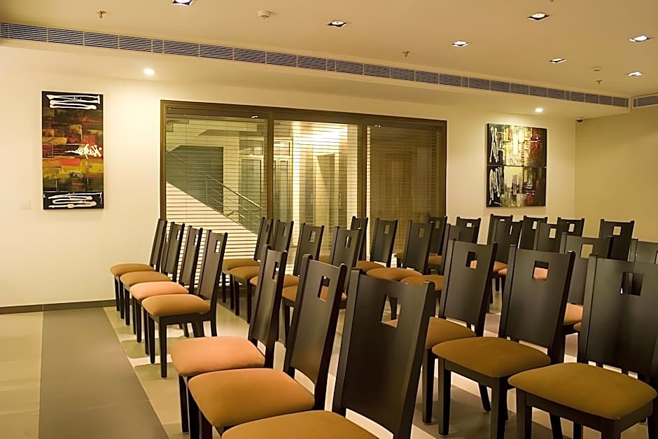 Shervani Hotel Nehru Place