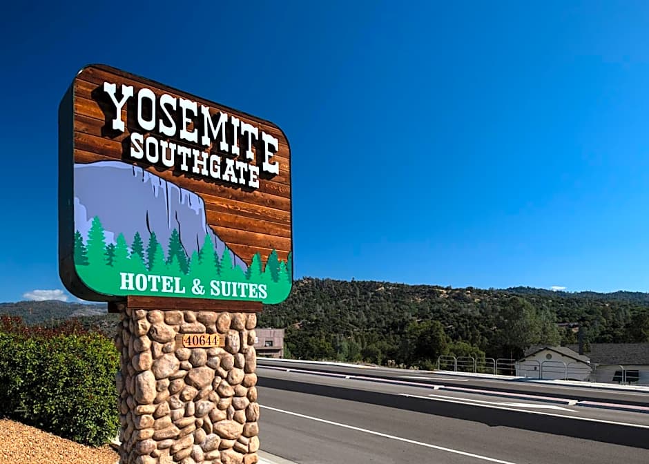 Yosemite Southgate Hotel & Suites