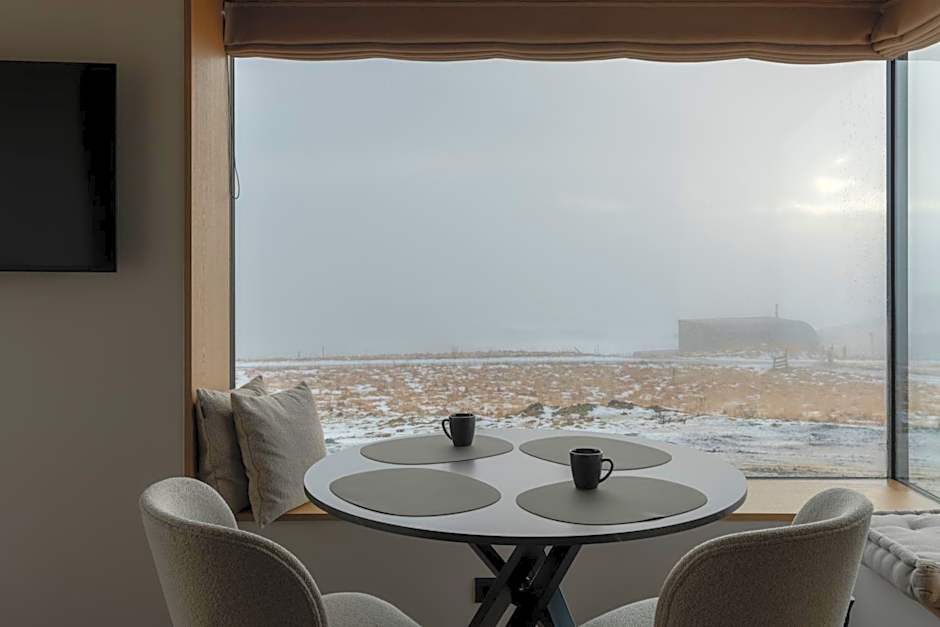 Peninsula Suites