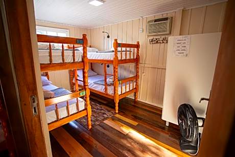 Bunk Bed in Mixed Dormitory Room