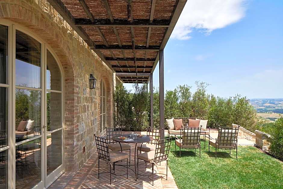 Castiglion del Bosco, A Rosewood Hotel