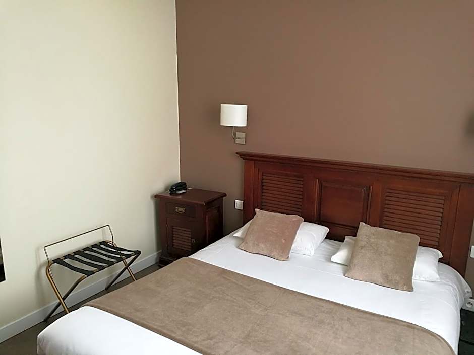 Cit'Hôtel l'Europe - Cholet Gare