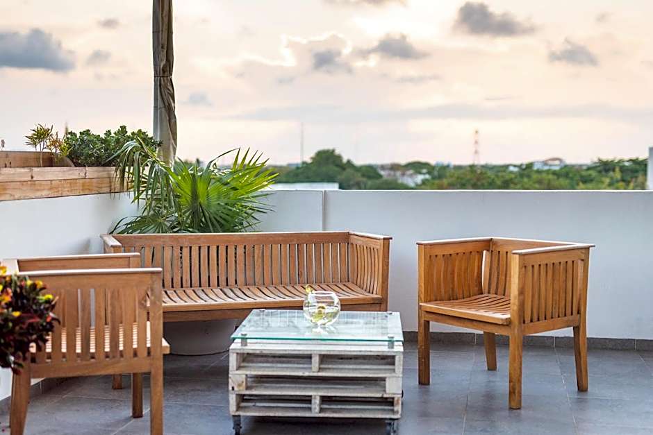 Soho Playa Hotel