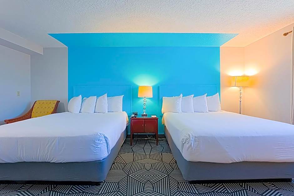 Coast River Inn by OYO Seaside