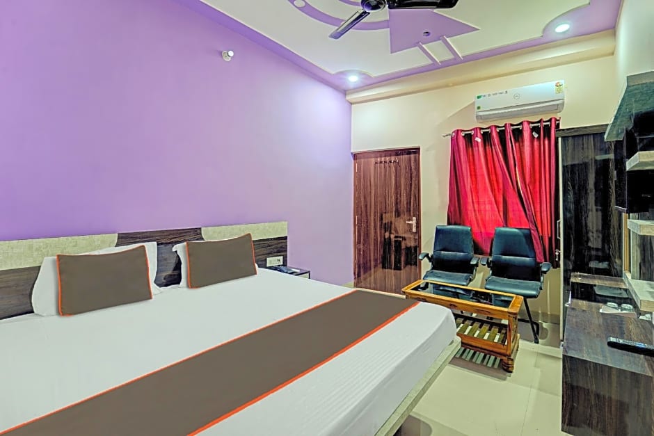 Collection O Siddhi Vinayak Hotel & Banquets