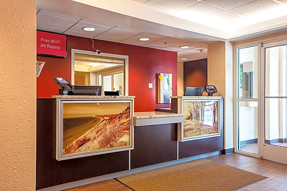 Seasons Inn Traverse City