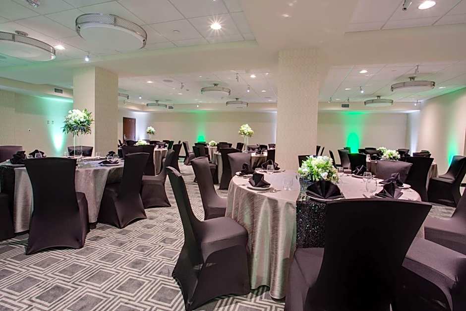 Drury Plaza Hotel Pittsburgh Downtown