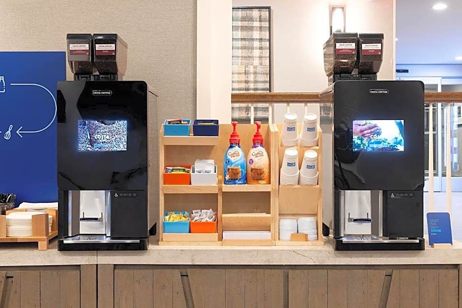 Holiday Inn Express St. Albans By IHG