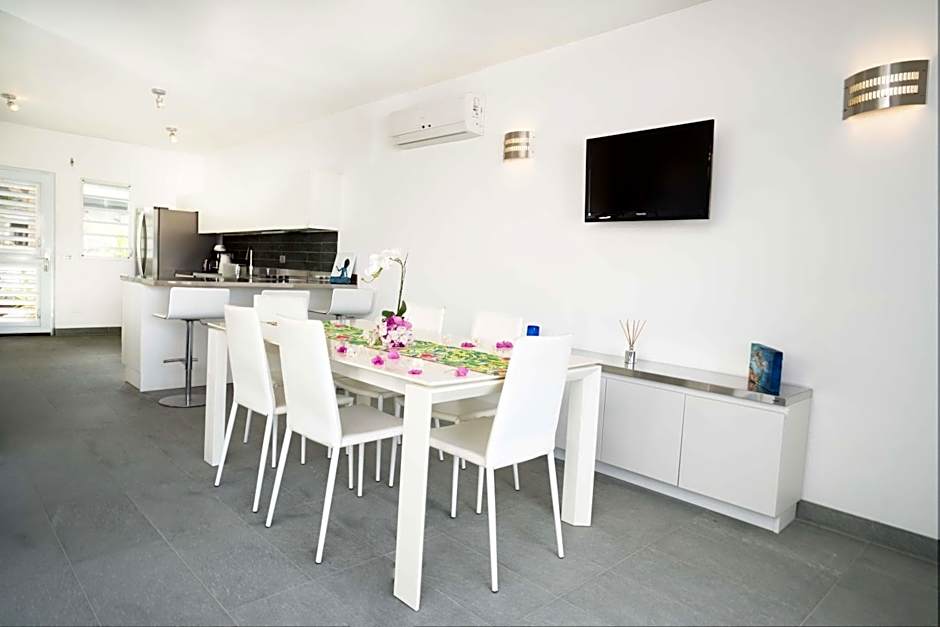 Antigua chiama Italia villas