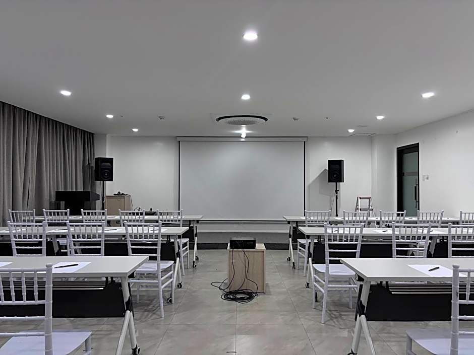 The Glory Hotel and Residence Clark Pampanga