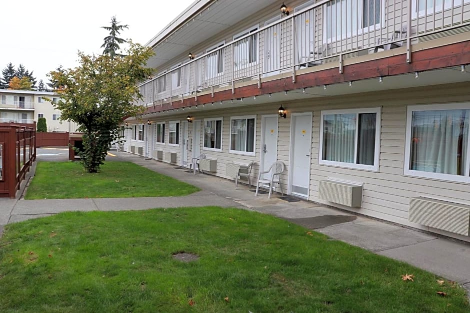 Super 8 by Wyndham Courtenay