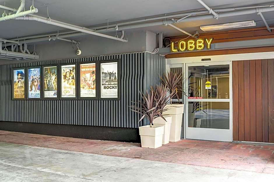 Tilt Hotel Universal/Hollywood, an Ascend Collection Hotel