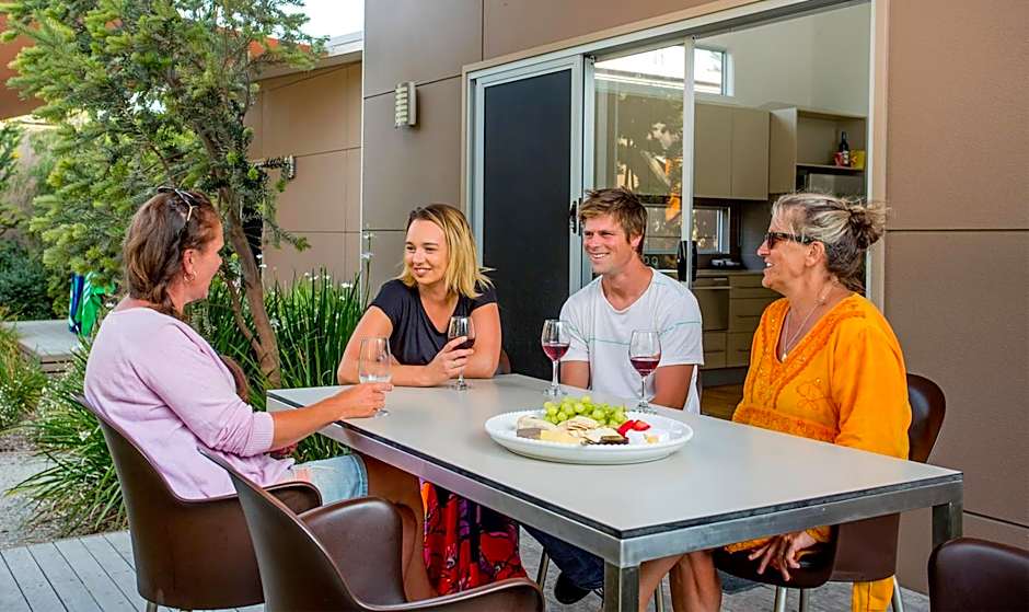 BIG4 Ingenia Holidays Queenscliff Beacon