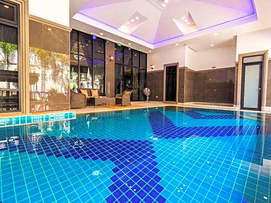 Top Pool Villa Pattaya