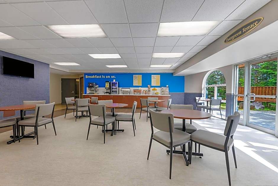 Days Inn by Wyndham Thunder Bay North