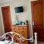 LILYOAK Bed & Breakfast and Self Catering Apartment