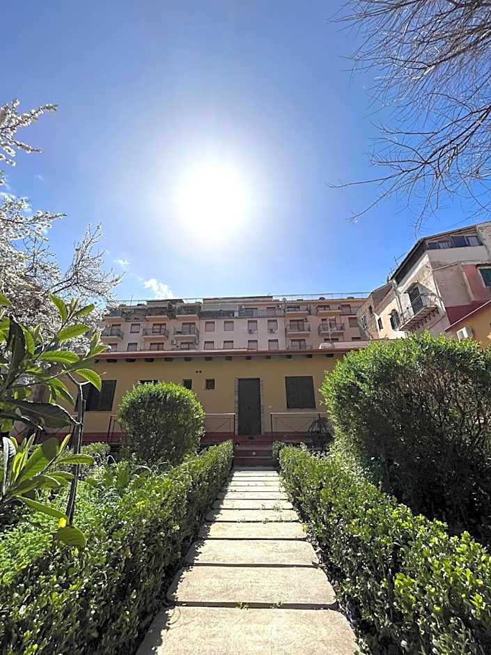 Hotel d'Orleans