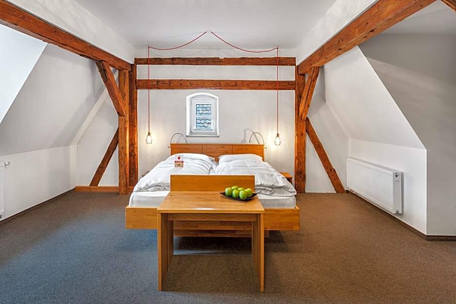 Schieners Hotel & Apfelhof Apartments